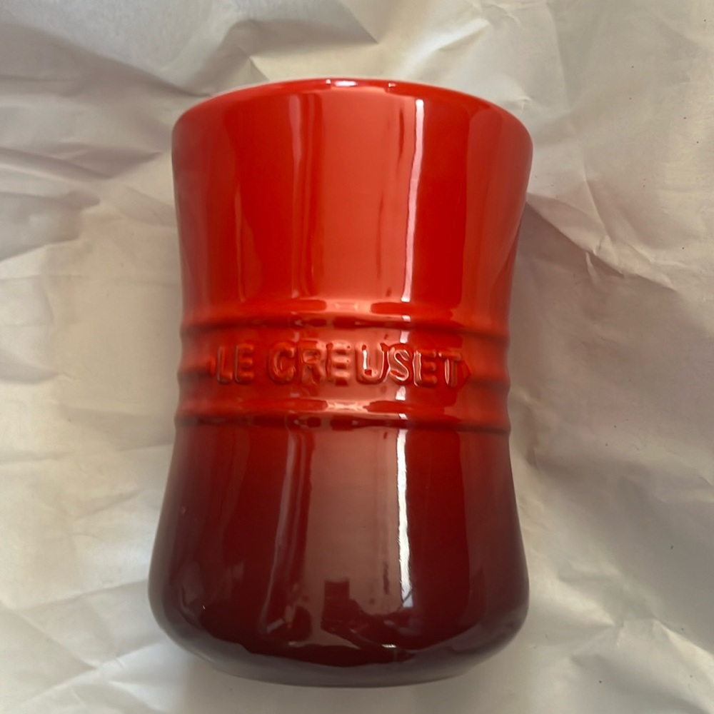 NWT LE CREUSET UTENSIL 1 QT CROC